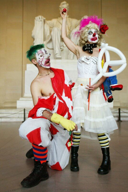 Cacophony Society, 2014 HMKV im Dortmunder U, Ausstellung "Böse Clowns", 2014, Fotograf: Glenn Campbell