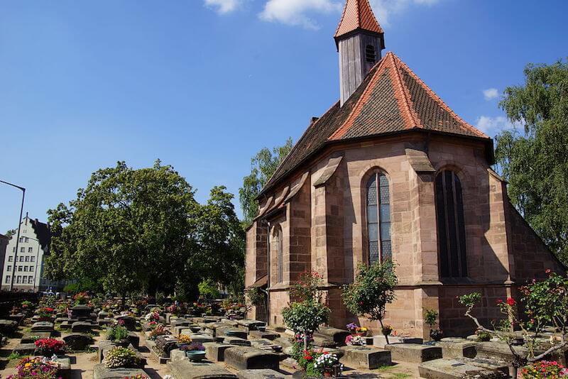 Der Rochusfriedhof im Nürnberger Stadtteil Gostenhof, 2013, Attribution-ShareAlike 3.0 Unported (CC BY-SA 3.0)