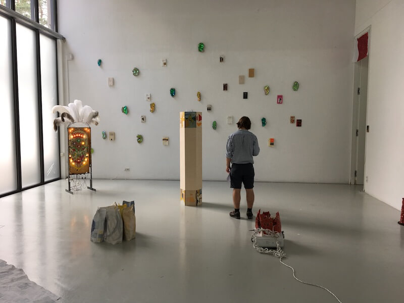 „Going Headless“, Kuration Gastprofessorin Övül Ö. Durmuşoğlu, Ausstellungshalle AdBK Nürnberg 2017, Jahresausstellung