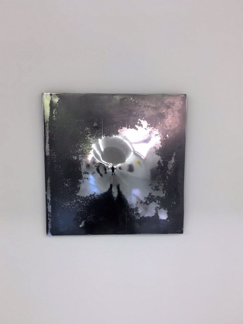 Jeremy Wegscheider: Convex , Technik: Detonation einer Stahlplatte, polierter, Format: 50x50 cm