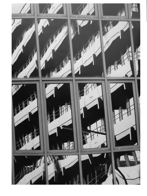 Horst Schäfer: Spiegelungen Ostendstrasse