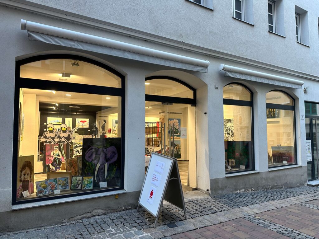 Zeitgenössische Skulptur in der Galerie Pennello Ansbach