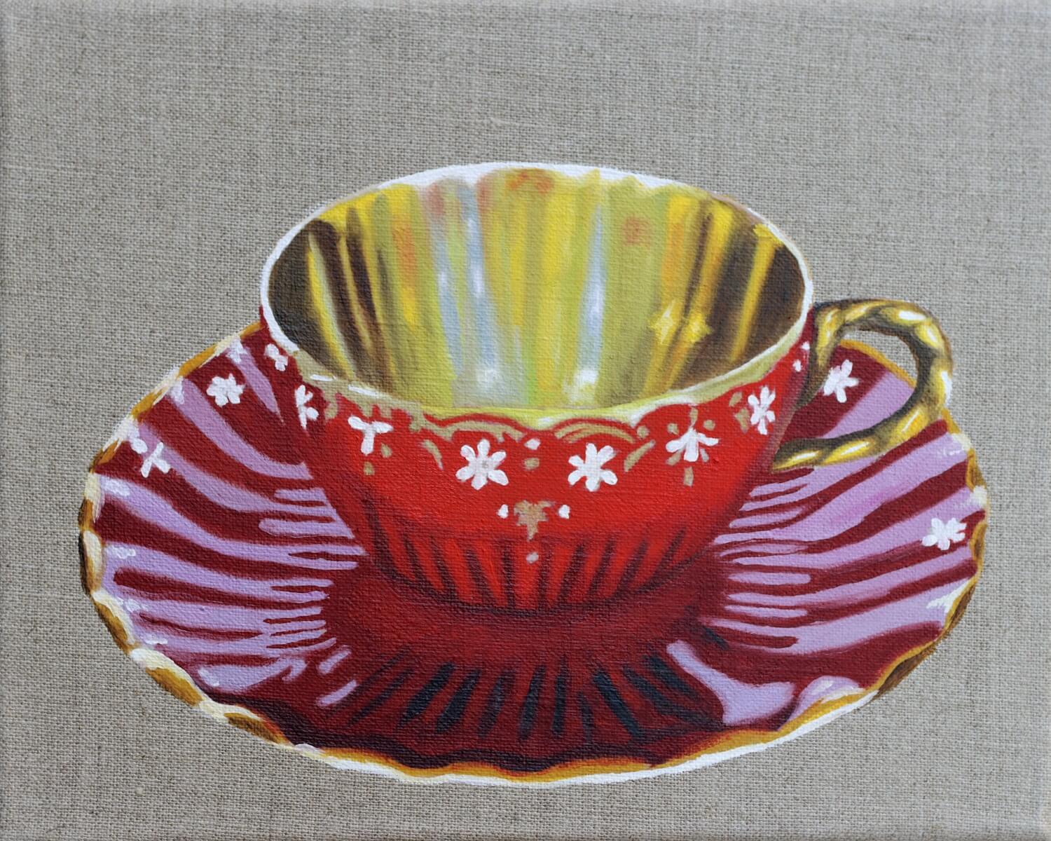 Gemälde einer roten Tasse mit Goldrand und weißen Blüten auf Untertasse
